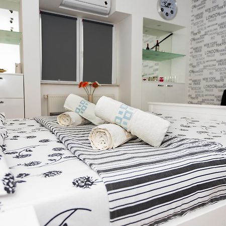 Imperial City Center - 1 Bedroom Apartment Bukarest Kültér fotó